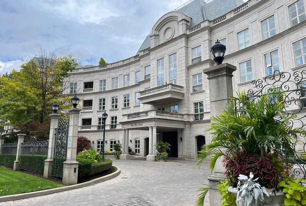 Bridle Path North York Neighbourhood Guide