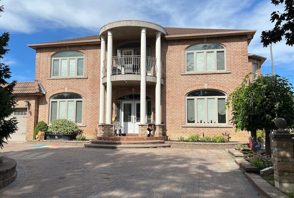 Humberlea North York Neighbourhood Guide