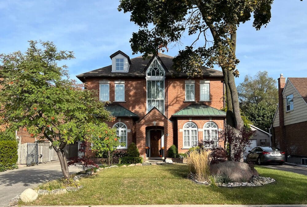 Yorkdale North York Neighbourhood Guide