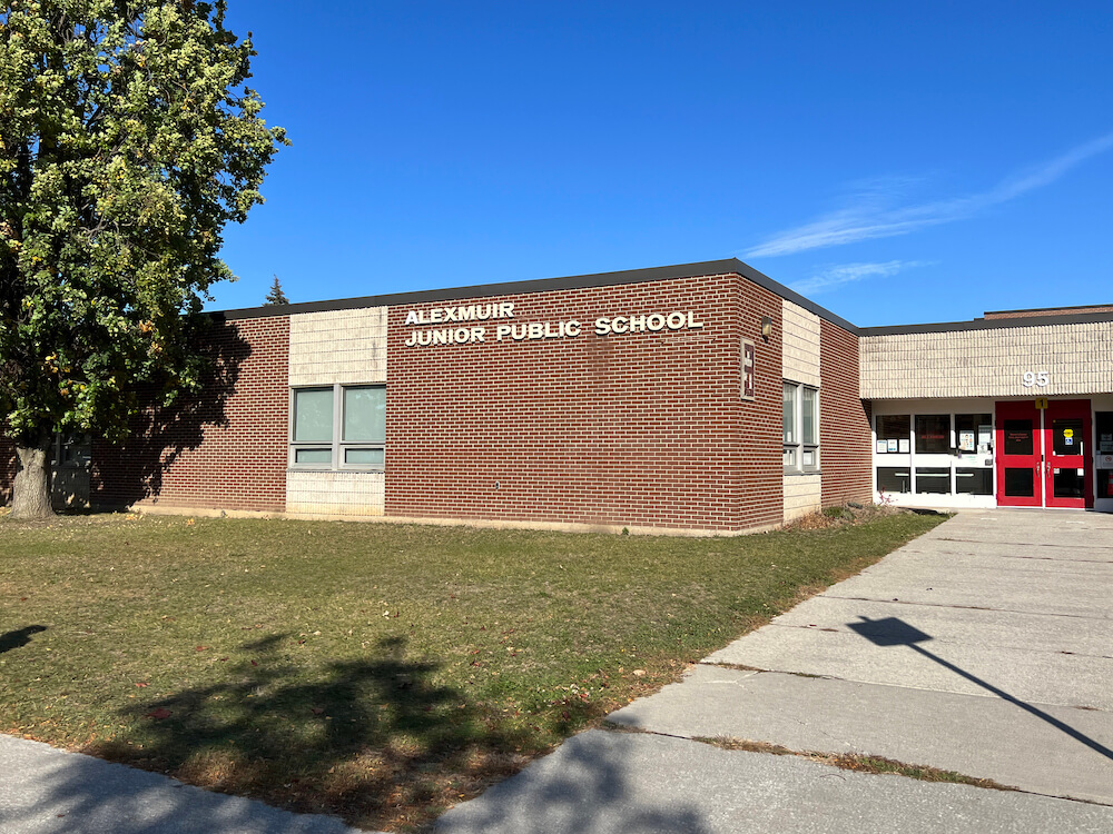 school in Agincourt neighbourhood