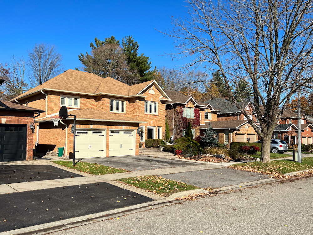 homes in Amberlea neighbourhood