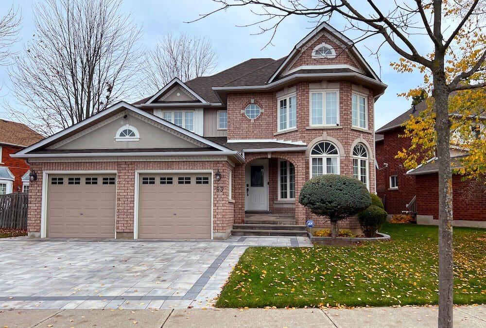 Applecroft Ajax Neighbourhood Guide