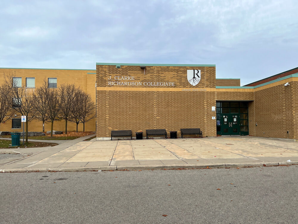 school in Applecroft neighbourhood