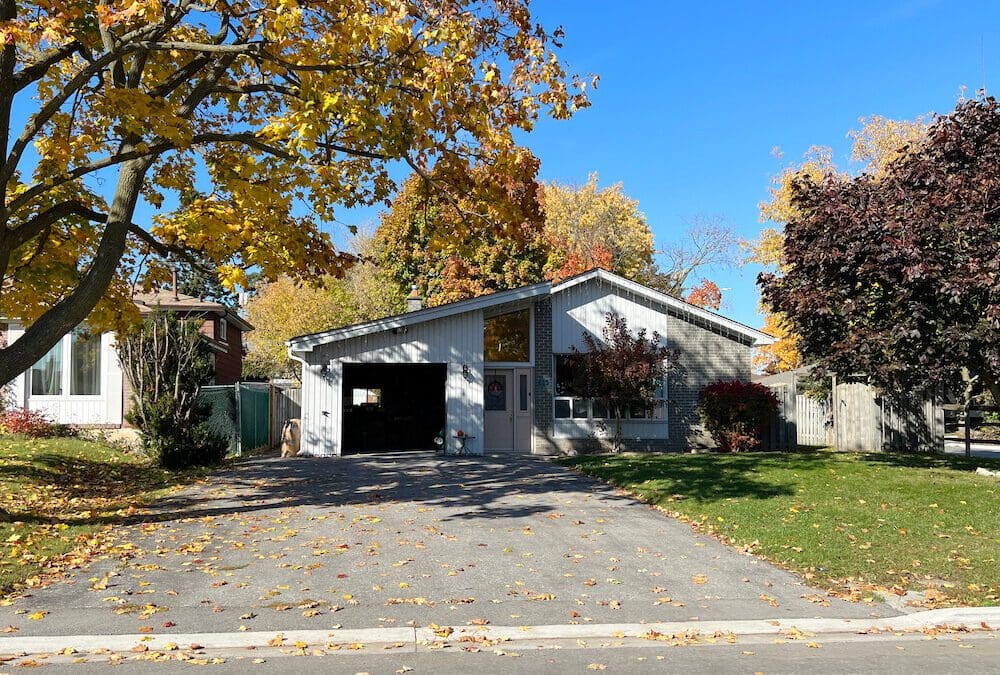 Bay Ridges Pickering Neighbourhood Guide