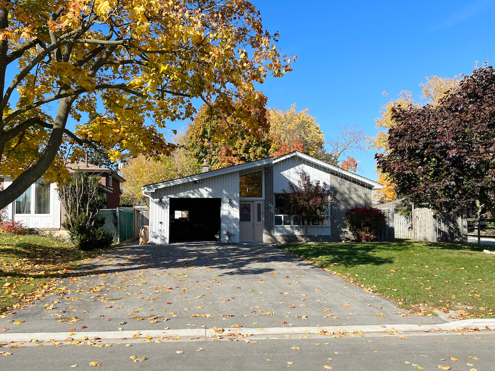 home in Bay Ridges neighbourhood