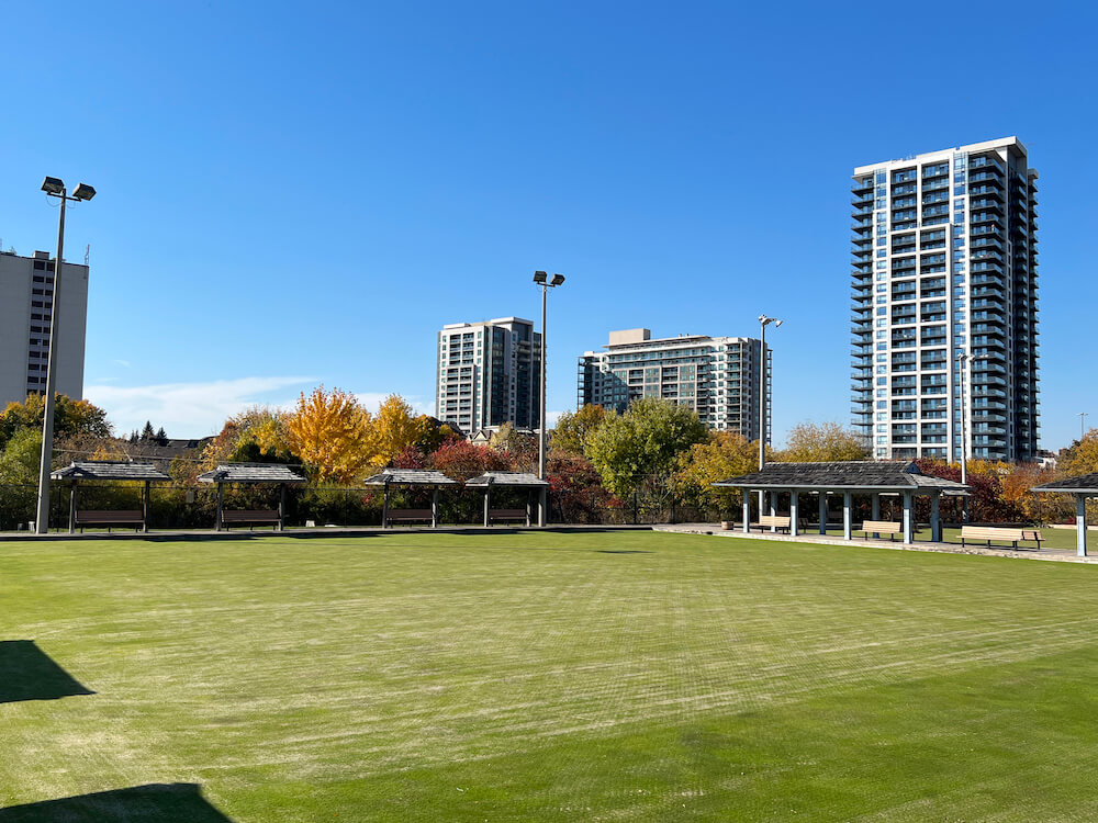 lawn bowling in Bay Ridges neighbourhood