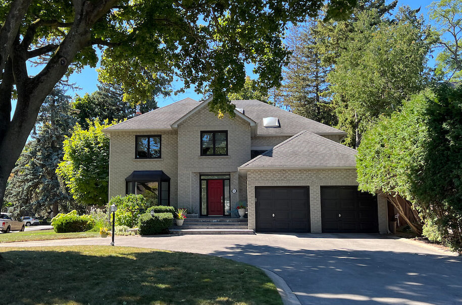 Home in Centennial Park-Eringate neighbourhood