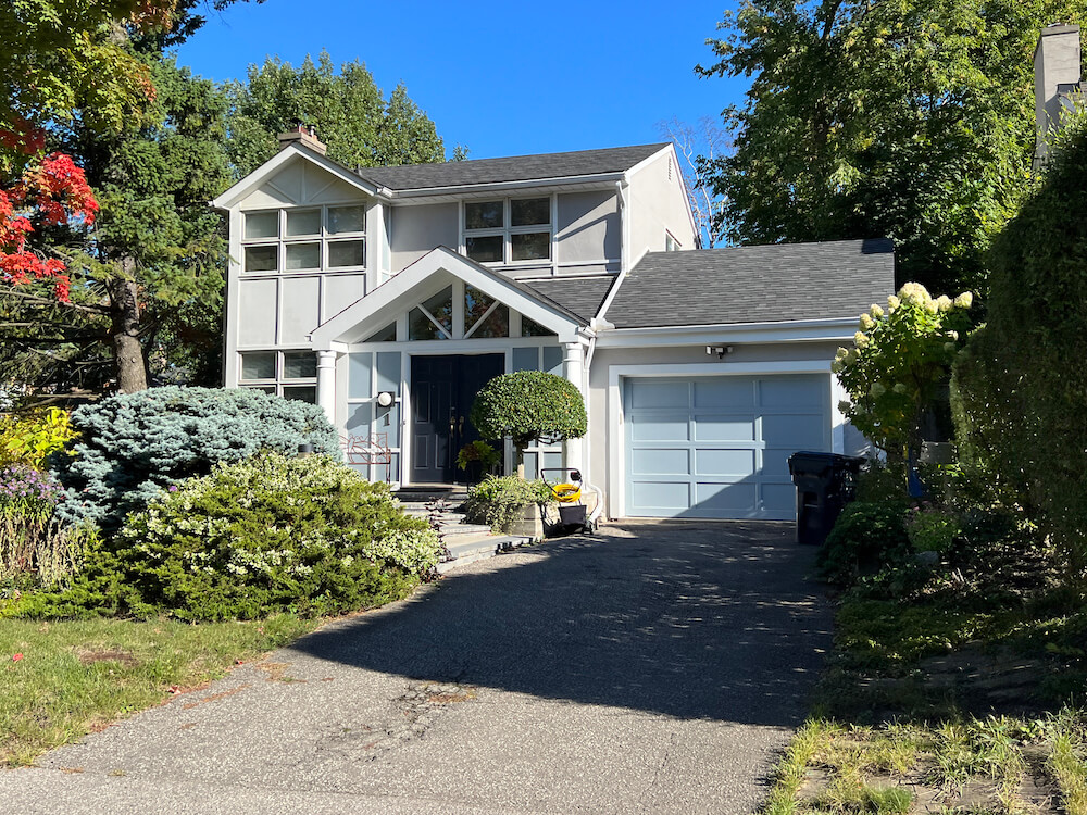 house in Don Mills neighbourhood