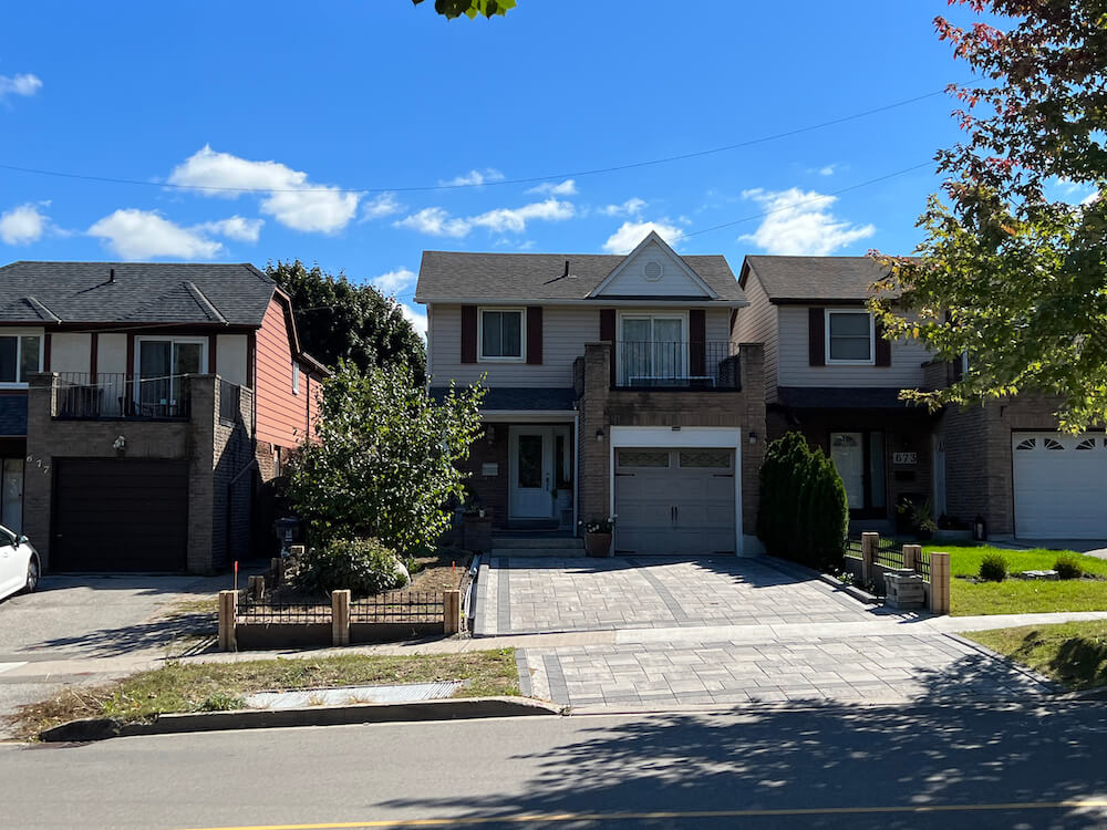 houses in Don Valley Village neighbourhood