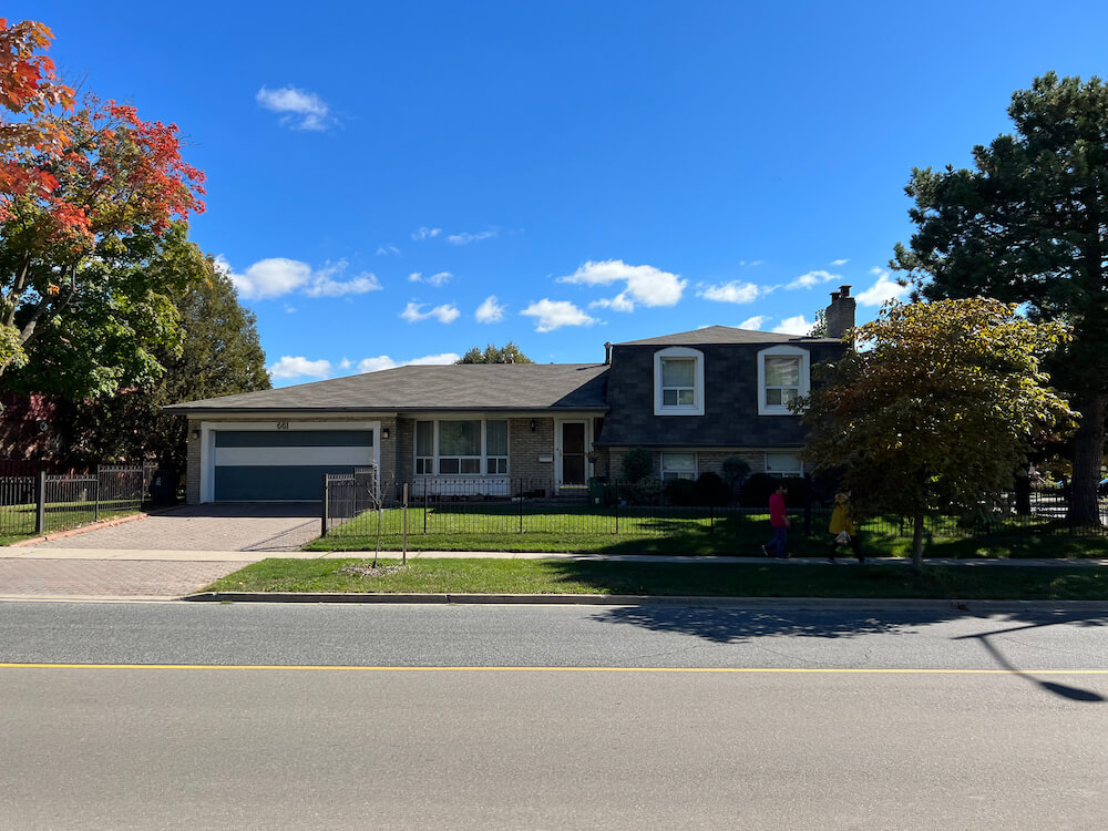 home Don Valley Village neighbourhood