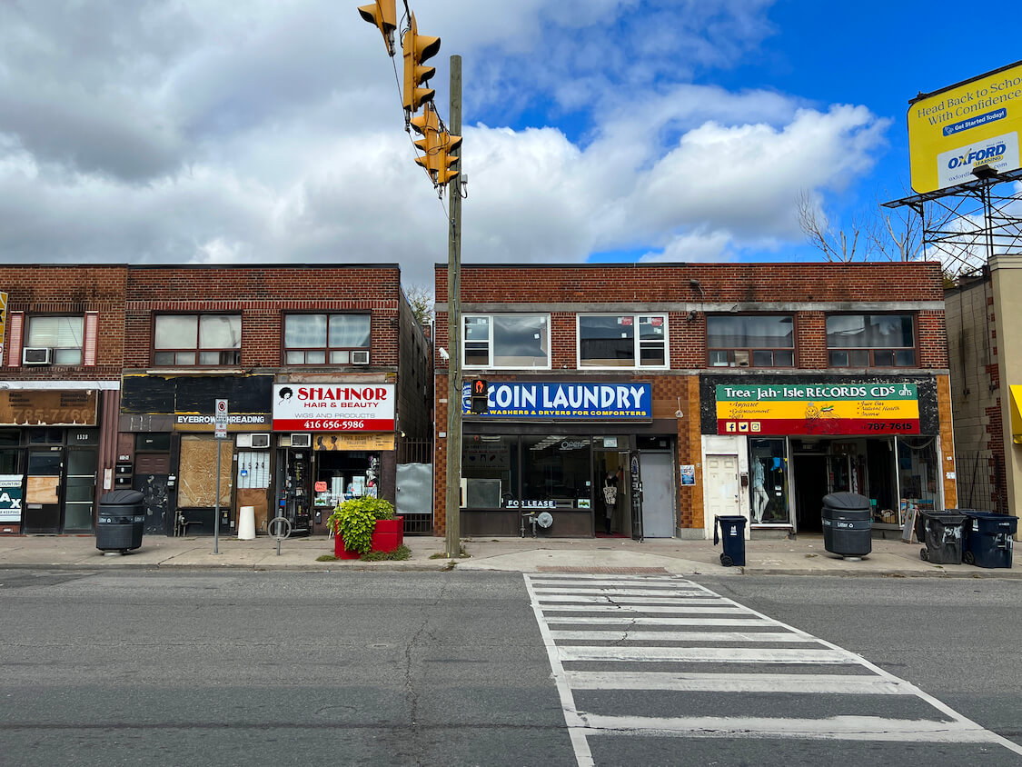 shops in Fairbanks Neighbourhood