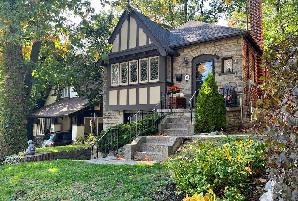 Fallingbrook Scarborough Neighbourhood Guide