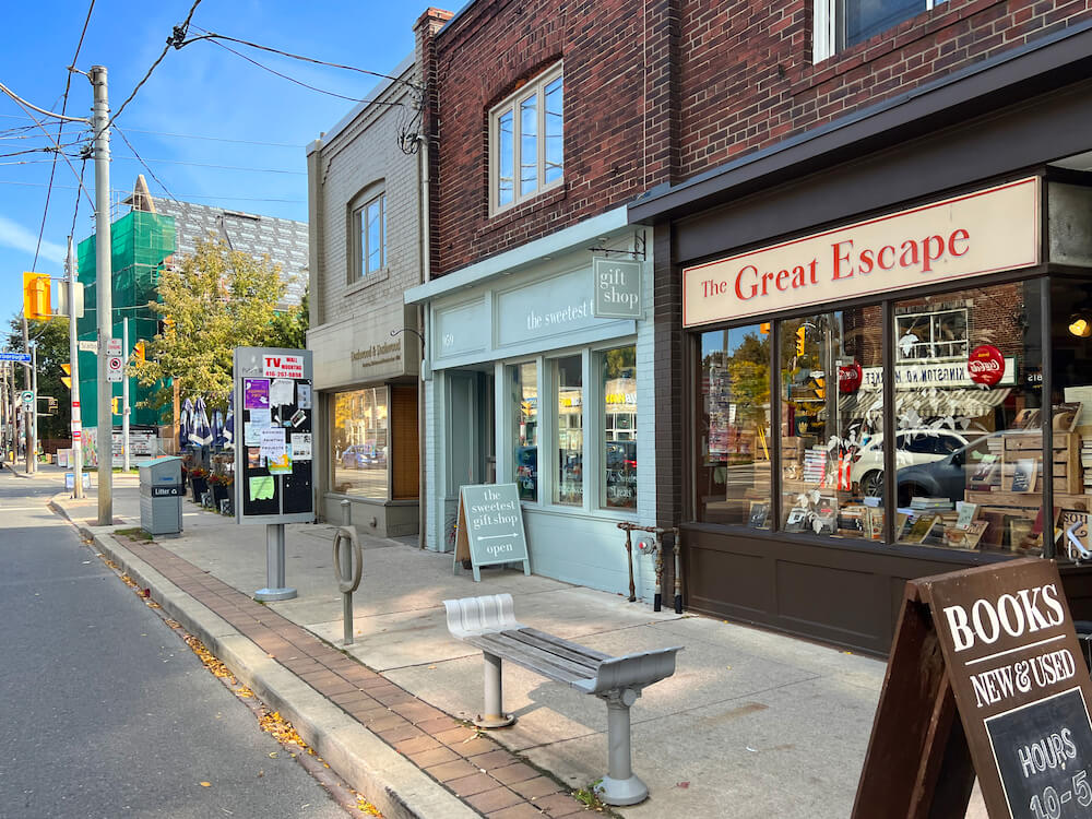 stores in Fallingbrook neighbourhood