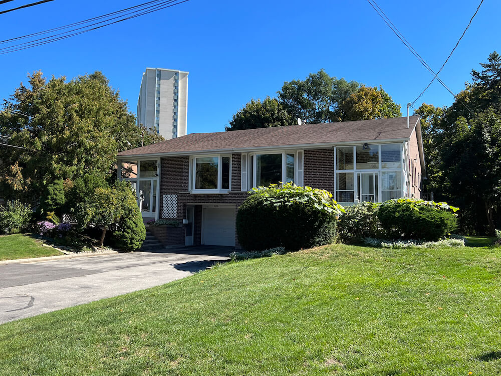 home in Graydon Hall neighbourhood