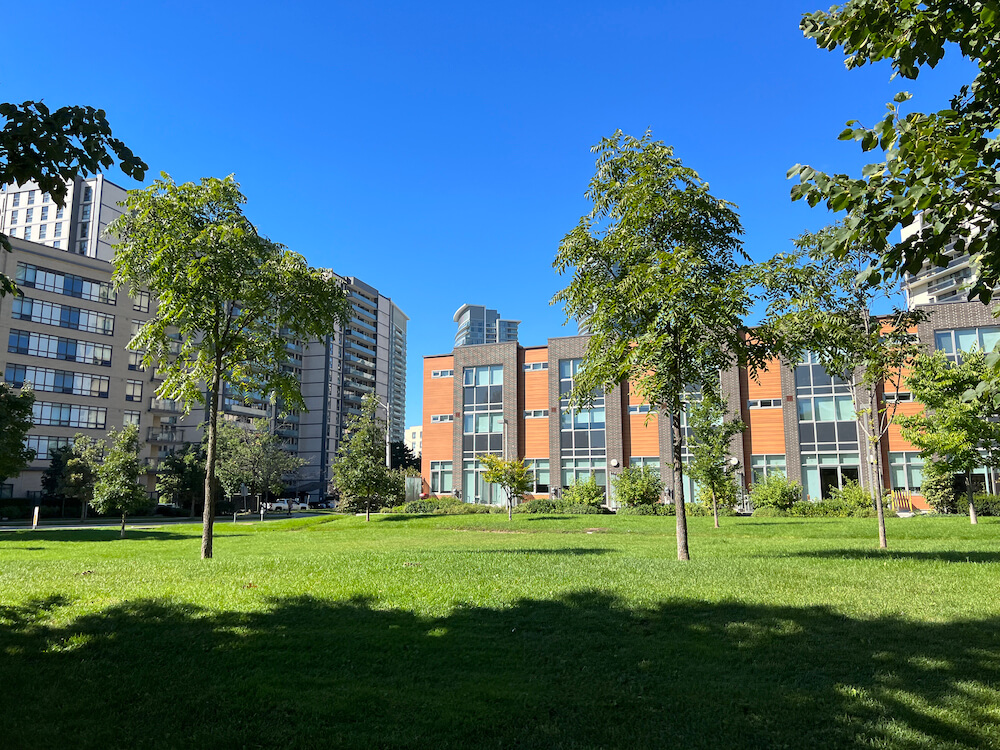 apartments in Herny Farm neighbourhood