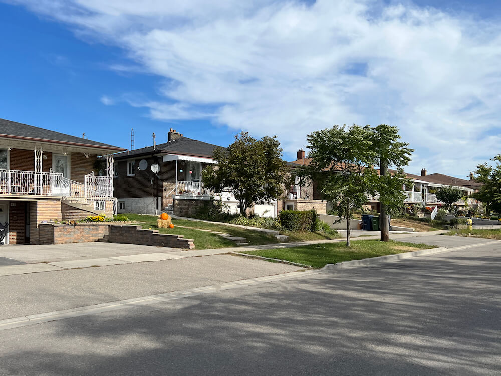 houses in Humber Steeles Industrial neighbourhood