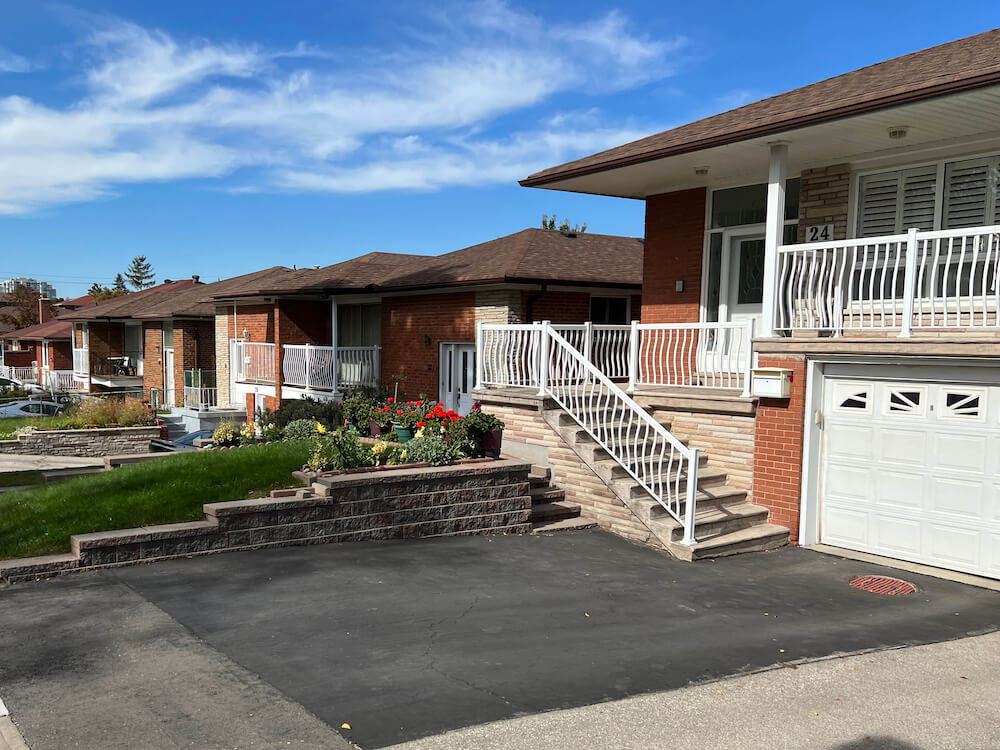 homes in Humber Summit neighbourhood