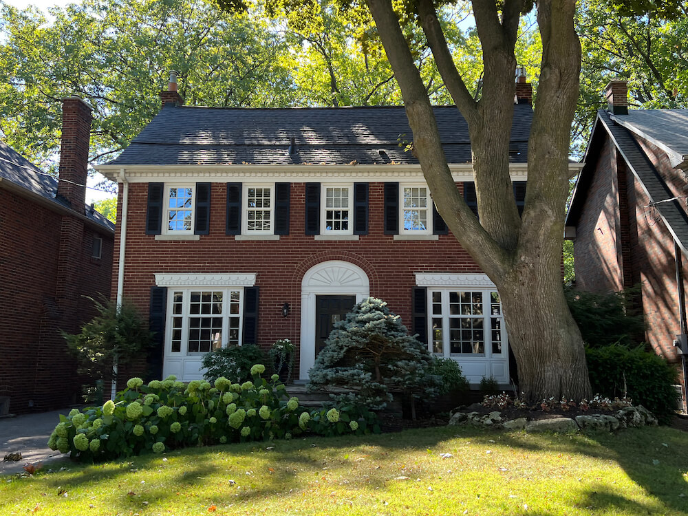 home in kingsway neighbourhood