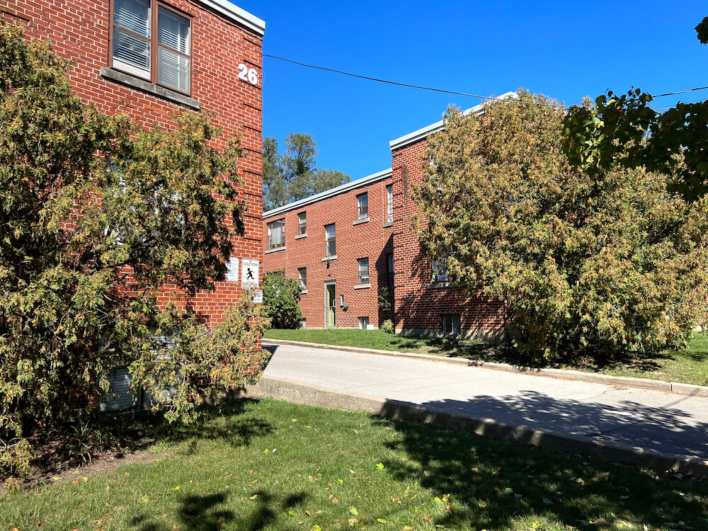 apartments in Lawrence Manor neighbourhood