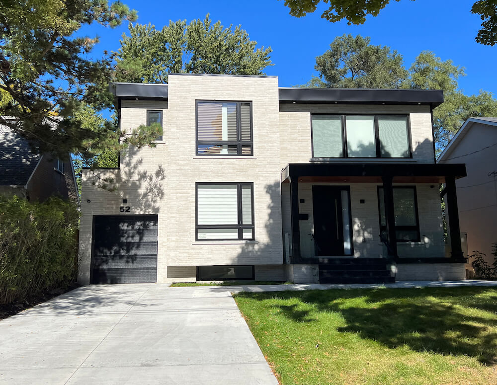 home in Lawrence Manor neighbourhood