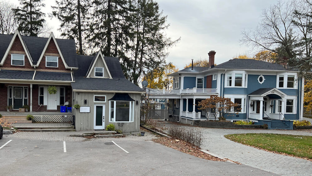 homes in Pickering Village neighbourhood