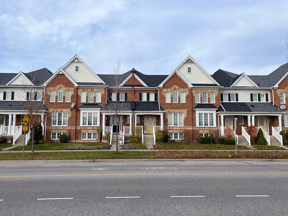 homes in Salem Heights neighbourhood