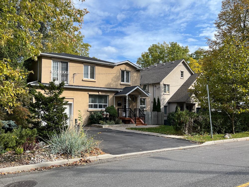 homes in Scarborough Village neighbourhood