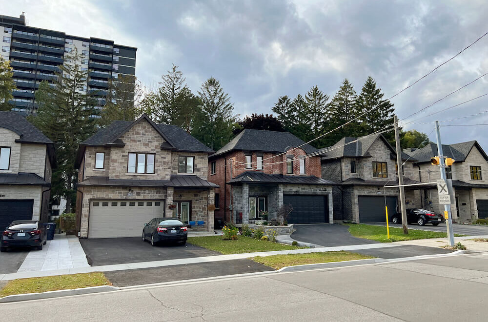 houses in Scarborough Village neighbourhood