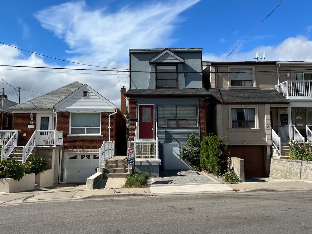 houses in Silverthorn neighbourhood