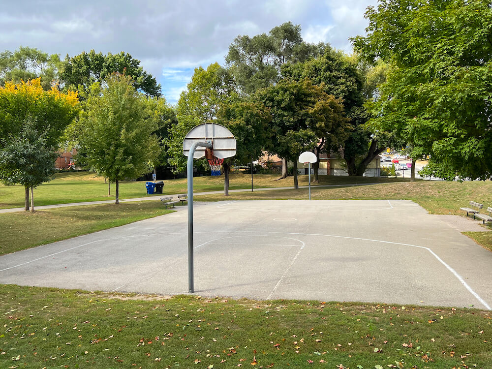 basketball court in Silverthorn neighbourhood