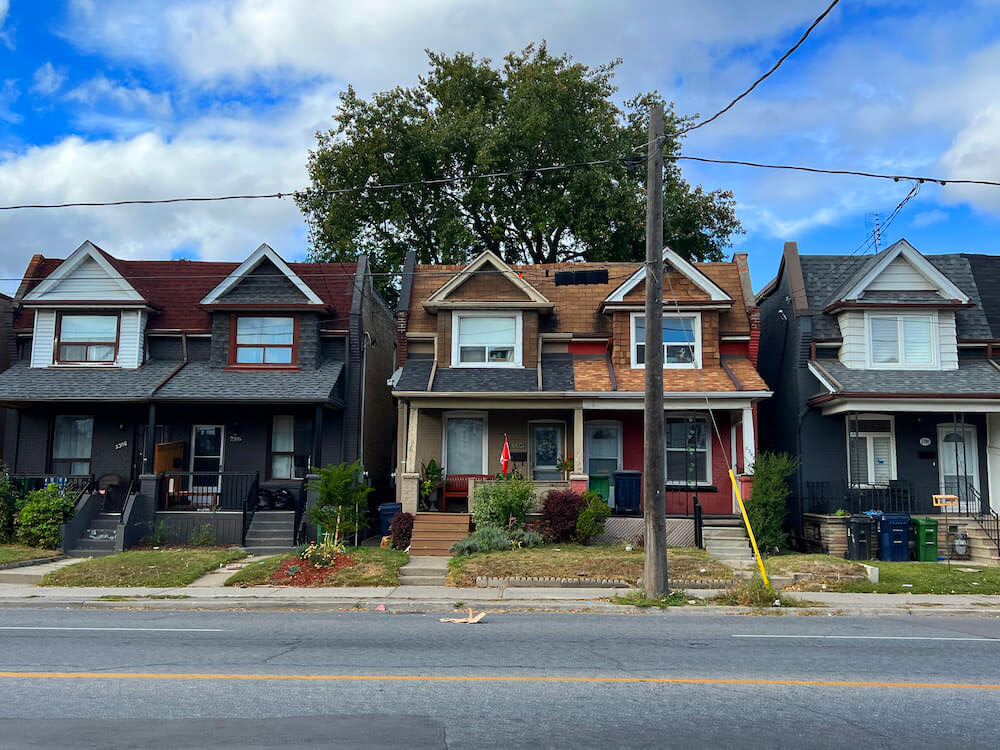 homes in the Syme neighbourhood