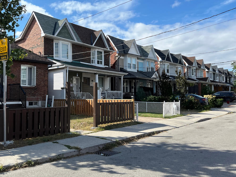 homes in the Syme neighbourhood