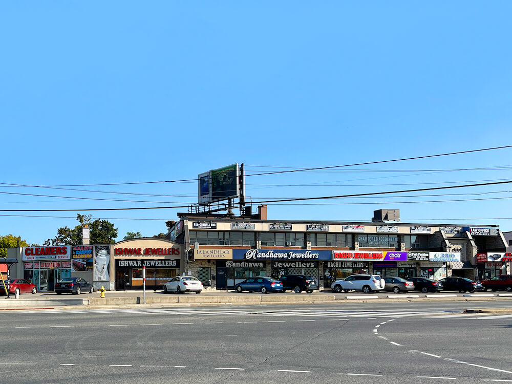 shops in Thistletown neighbourhood