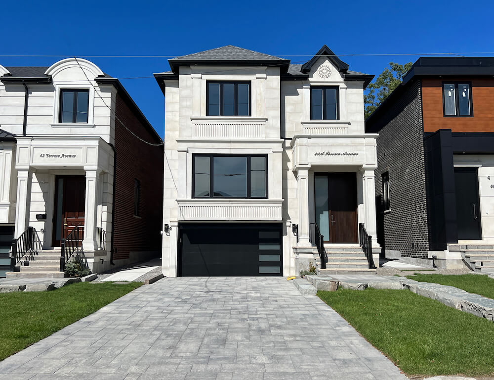 Homes in Westminster-Branson neighbourhood