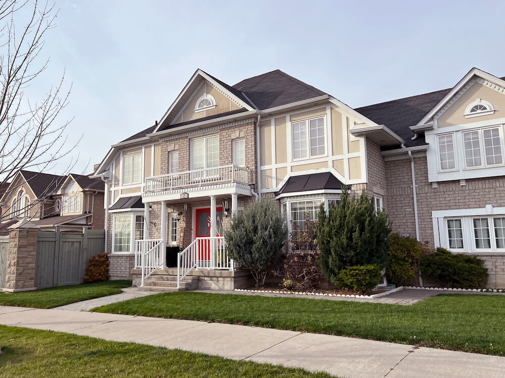 homes in Westney Heights neighbourhood