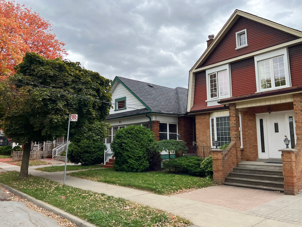 homes in Weston neighbourhood