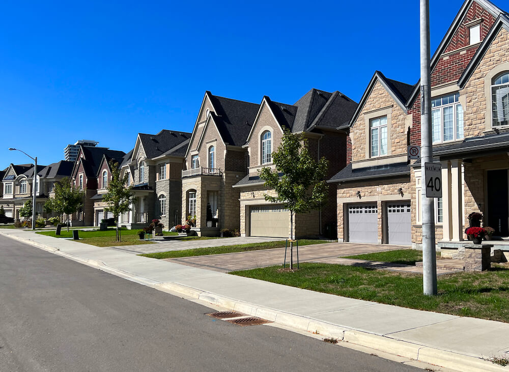 homes in Willowdale neighbourhood