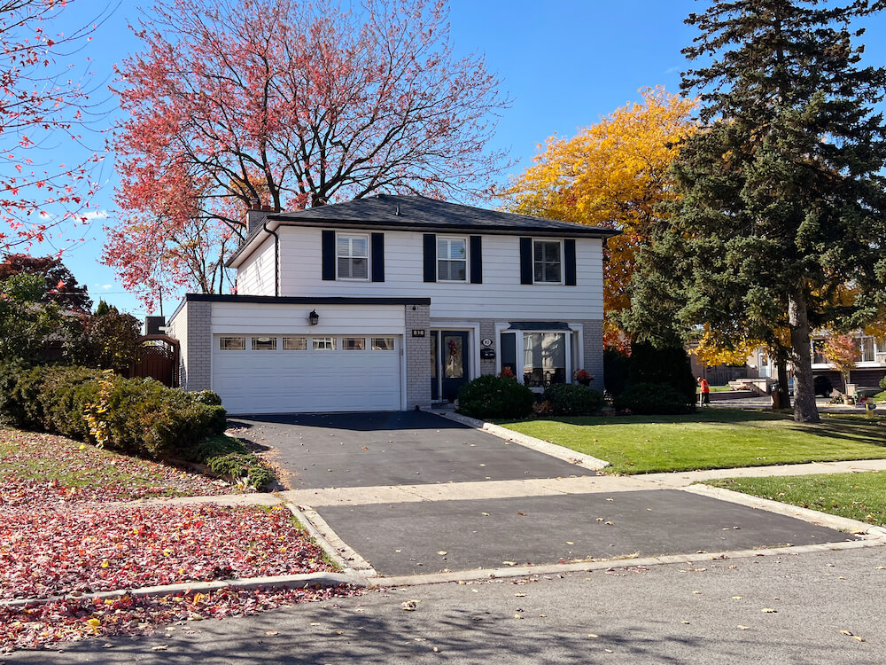 home in Woodbine neighbourhood