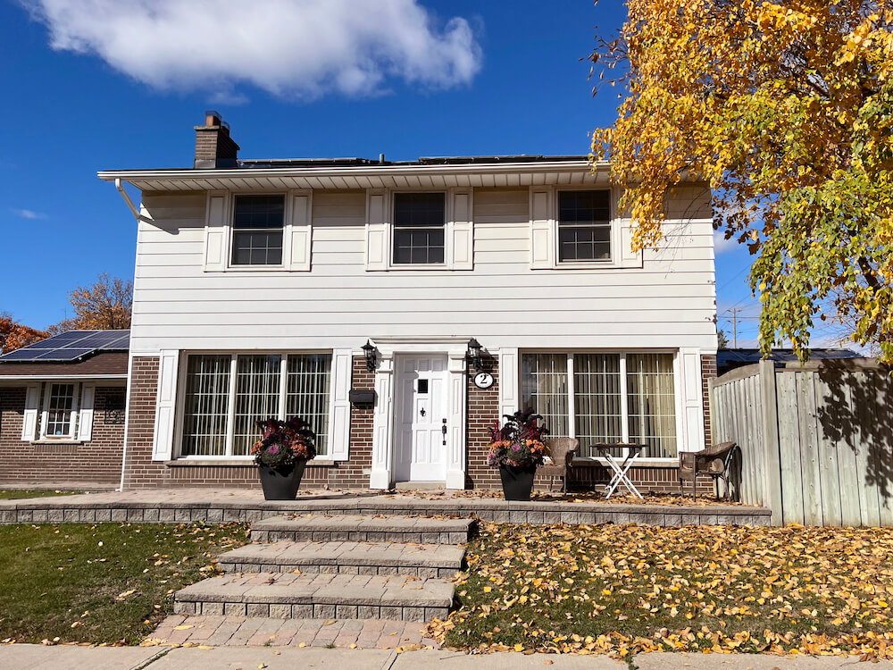 home in Woodbine neighbourhood