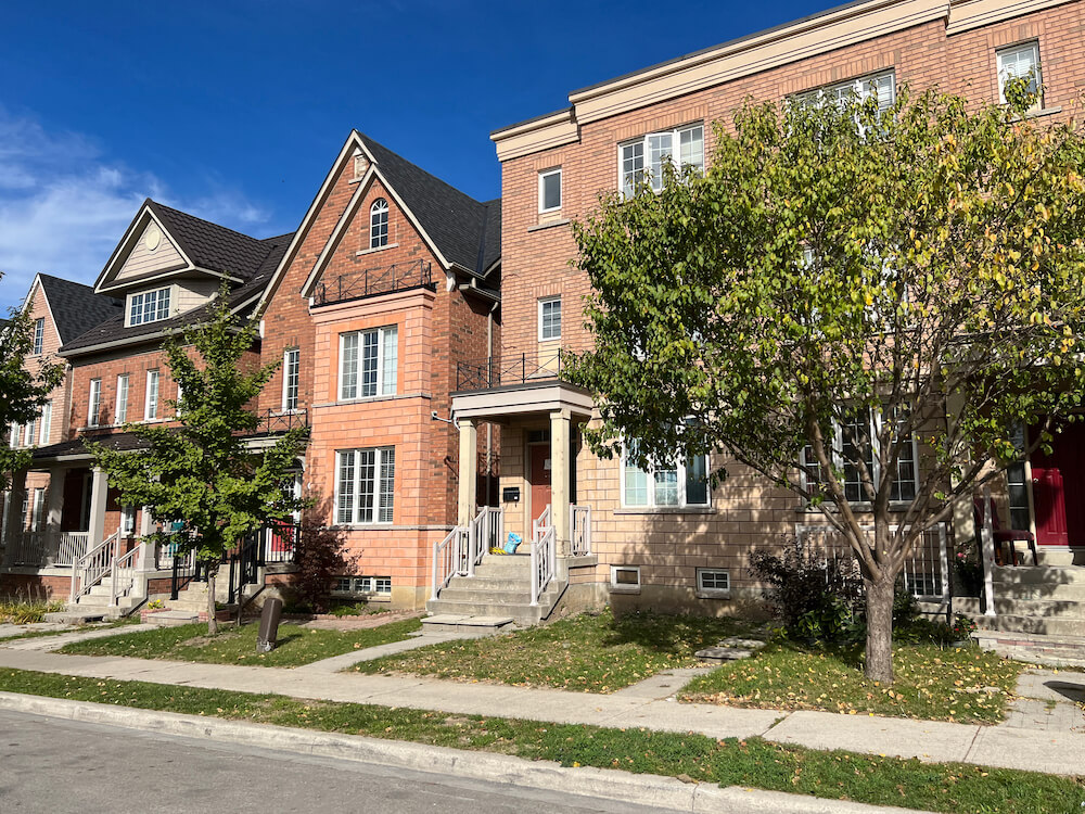 homes in York University Heights neighbourhood