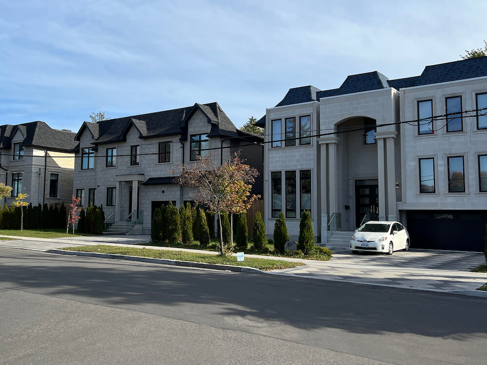 homes in Yorkdale neighbourhood