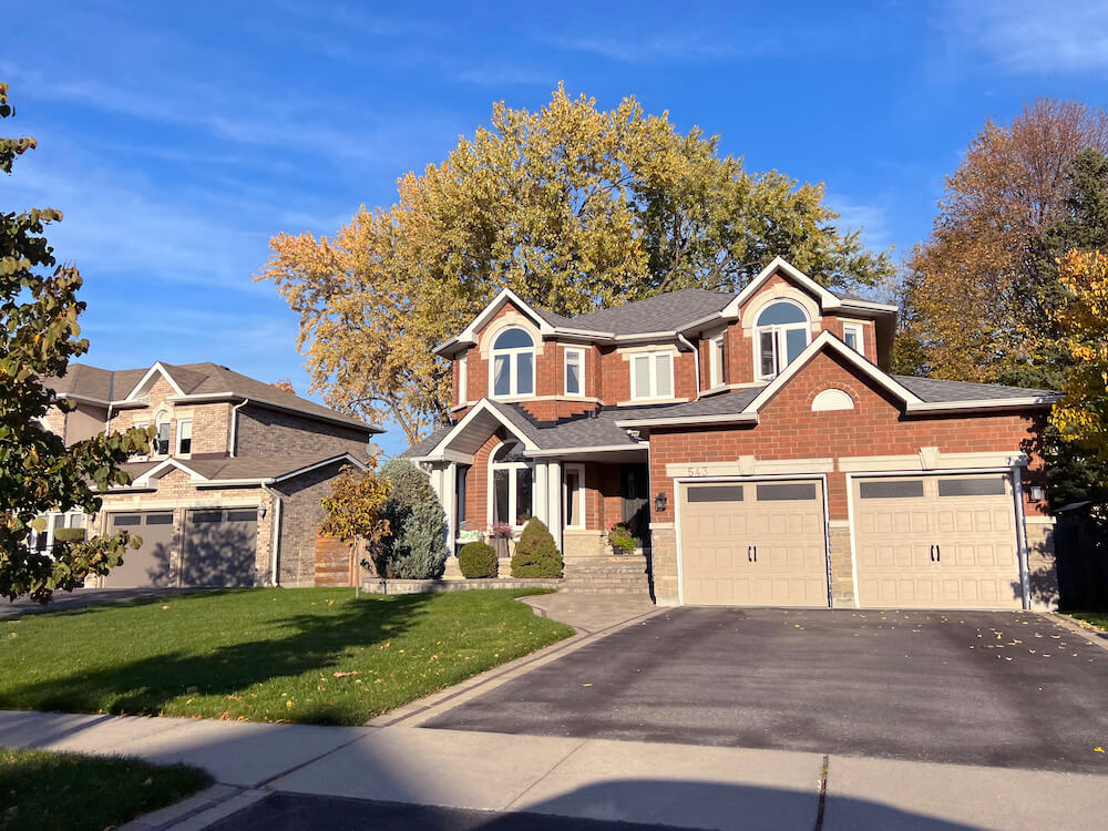 homes in Rosenbank neighbourhood