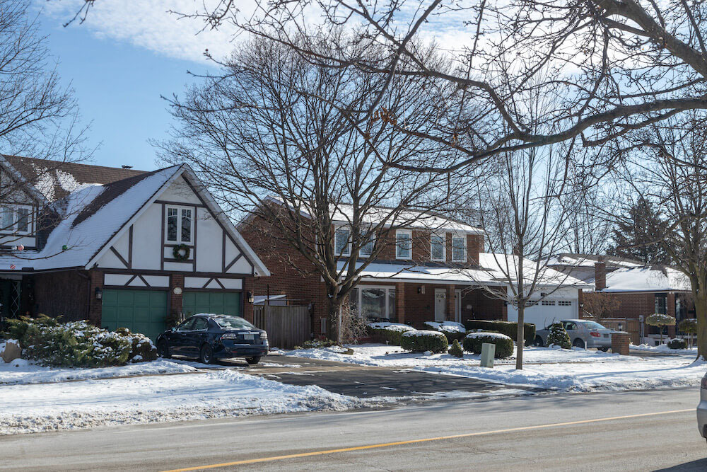 Iroquois Ridge South, Oakville