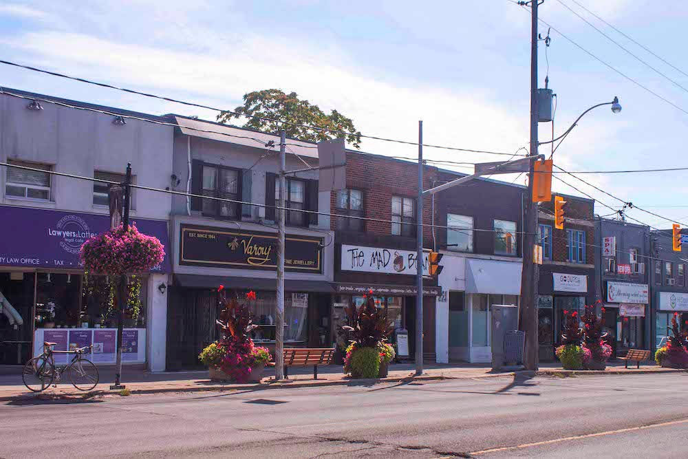 east and eglinton avenue